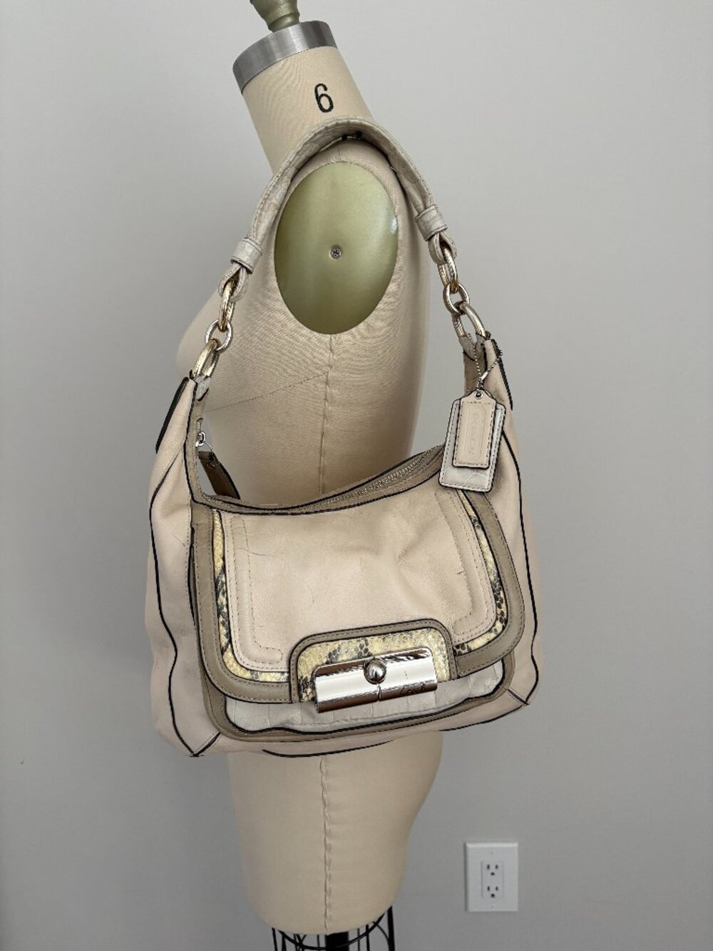 COACH Kristin Spectator Leather Hobo Bag Ivory Grey Python Embossed Chic 16803